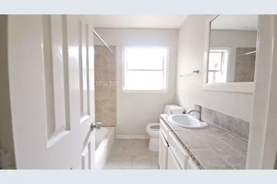 9206 Mirawood Street, Houston, TX 77078 - Photo 5