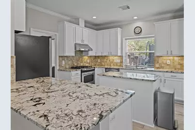 2015 E Trail Water Court, Houston, TX 77339 - Photo 5