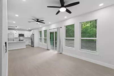 28 Parsons Valley, Conroe, TX 77303 - Photo 7