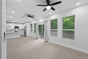 28 Parsons Valley, Conroe, TX 77303 - Photo 7