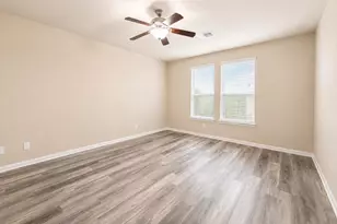 24910 Diamond Ranch Dr, Katy, TX 77494 - Photo 9