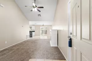 2317 Shady Birch Dr, Conroe, TX 77301 - Photo 3