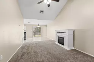 2317 Shady Birch Dr, Conroe, TX 77301 - Photo 5