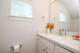 508 W Donovan St, Houston, TX 77091 - Photo 7