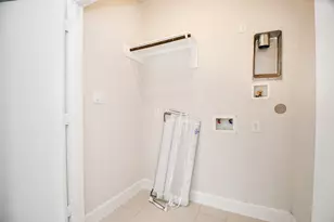 508 W Donovan St, Houston, TX 77091 - Photo 31