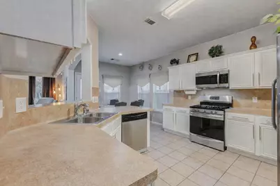 7906 Burning Oak Lane, Richmond, TX 77407 - Photo 7