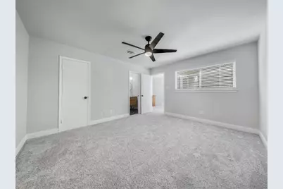 48 April Point Drive S, Conroe, TX 77356 - Photo 33