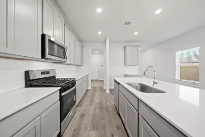 380 Long Branch Drive, Dayton, TX 77535 - Photo 5