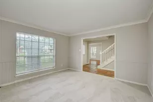 5330 Boyce Springs Dr, Houston, TX 77066 - Photo 9