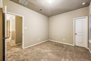 4329 McGregor Blf Ln, Conroe, TX 77304 - Photo 13