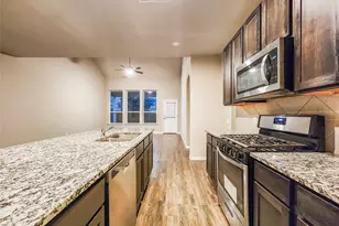 4329 McGregor Blf Ln, Conroe, TX 77304 - Photo 5
