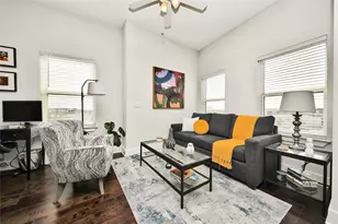1011 Studemont St, Houston, TX 77007 - Photo 7