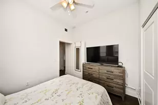 1011 Studemont St, Houston, TX 77007 - Photo 25