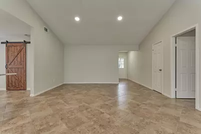 1 Fiddleleaf Court, The Woodlands, TX 77381 - Photo 9