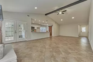 1 Fiddleleaf Ct, The Woodlands, TX 77381 - Photo 7