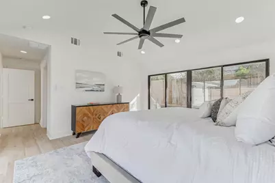 1803 Seaspray Court, Houston, TX 77008 - Photo 21