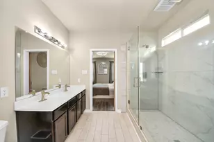 10826 Shannon Mills Ln, Houston, TX 77075 - Photo 13