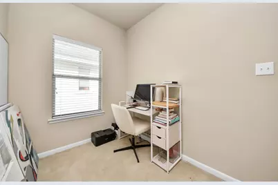 10826 Shannon Mills Lane, Houston, TX 77075 - Photo 17