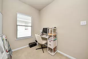 10826 Shannon Mills Ln, Houston, TX 77075 - Photo 17