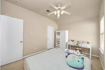10826 Shannon Mills Lane, Houston, TX 77075 - Photo 19
