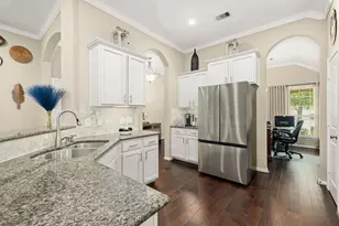 18732 Laurel Hills Dr, New Caney, TX 77357 - Photo 13