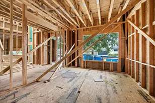 2031 Saxon Dr, Houston, TX 77018 - Photo 11