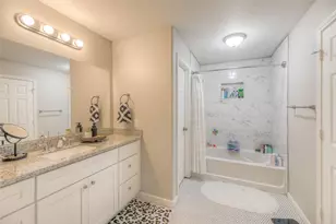 10978 Youpon St, Cleveland, TX 77328 - Photo 5