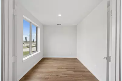 4708 Barkley Cove Drive, Texas City, TX 77591 - Photo 17