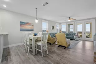 4111 Pointe W Dr, Galveston, TX 77554 - Photo 9