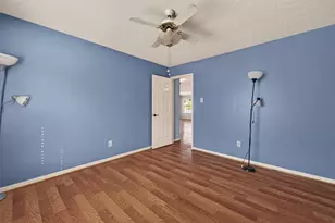 4218 Meadowchase Ln, Houston, TX 77014 - Photo 29