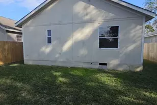 11919 Kingslake Forest Dr, Houston, TX 77044 - Photo 13