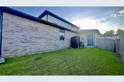 13416 Bear Creek Lane, Conroe, TX 77384 - Photo 33