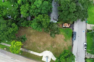 2015 Des Jardines St, Houston, TX 77023 - Photo 37