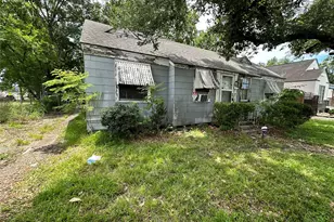 2015 Des Jardines St, Houston, TX 77023 - Photo 3
