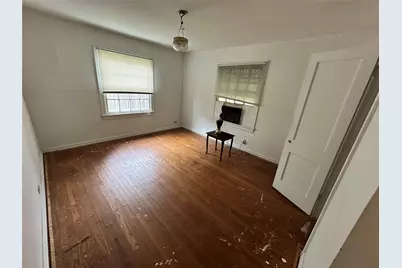 2015 Des Jardines Street, Houston, TX 77023 - Photo 27