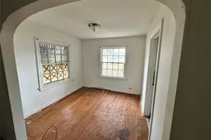 2015 Des Jardines St, Houston, TX 77023 - Photo 17