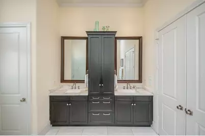 5410 Alder Circle, Bellaire, TX 77401 - Photo 23