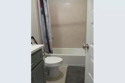 10962 Swang Link Drive, Houston, TX 77043 - Photo 25