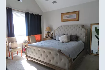 10962 Swang Link Drive, Houston, TX 77043 - Photo 11