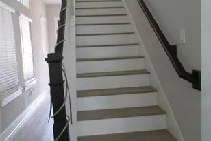 10962 Swang Link Dr, Houston, TX 77043 - Photo 11