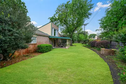 9006 Donys Drive, Houston, TX 77040 - Photo 27