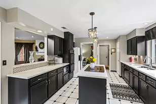 9006 Donys Dr, Houston, TX 77040 - Photo 7