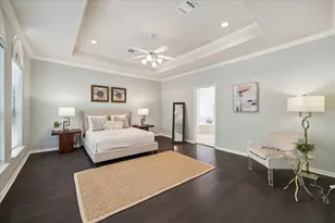 5638 Avalon Way, Houston, TX 77057 - Photo 9