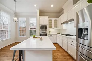 5638 Avalon Way, Houston, TX 77057 - Photo 7