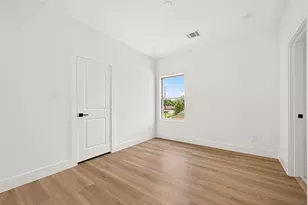 7422 Maxroy St, Houston, TX 77088 - Photo 29