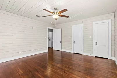 409 East Austin Street, Bellville, TX 77418 - Photo 11
