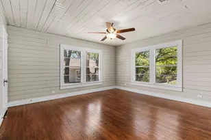 409 E Austin St, Bellville, TX 77418 - Photo 3