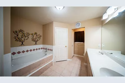 6114 Verde Valley Drive, Houston, TX 77396 - Photo 5