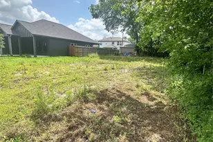 3706 McIlhenny St, Houston, TX 77004 - Photo 9
