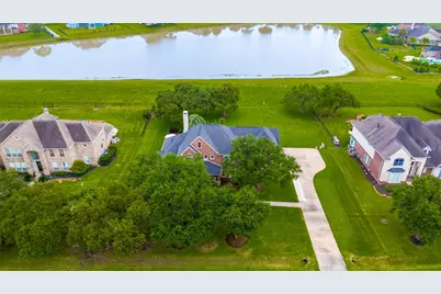 511 Royal Lakes Boulevard, Richmond, TX 77469 - Photo 37